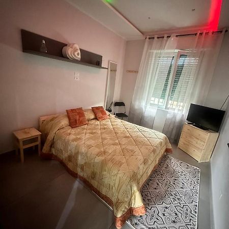 La Casa Di Antonella Leilighet Napoli Eksteriør bilde